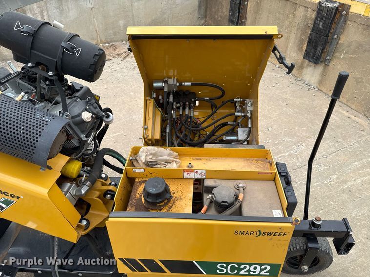 image for item EJ4500 2022 Vermeer SC292 stump grinder