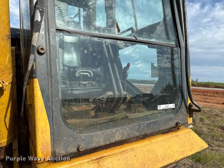 image for item EJ4501 2013 Komatsu PC210LC-10 excavator