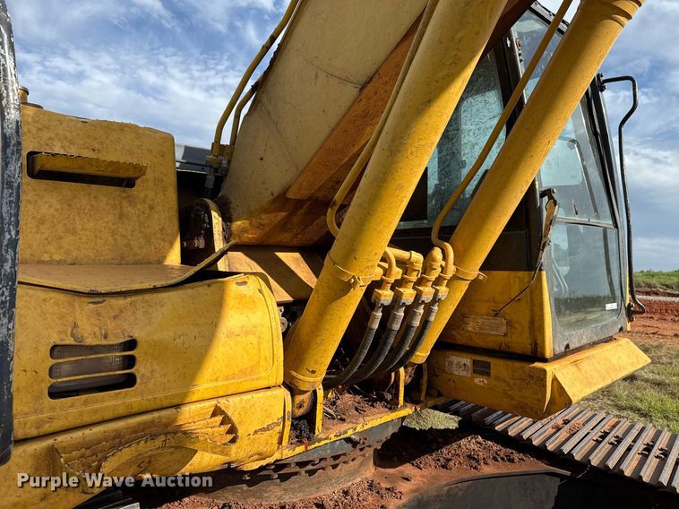 image for item EJ4501 2013 Komatsu PC210LC-10 excavator