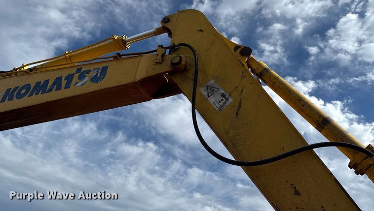 image for item EJ4501 2013 Komatsu PC210LC-10 excavator