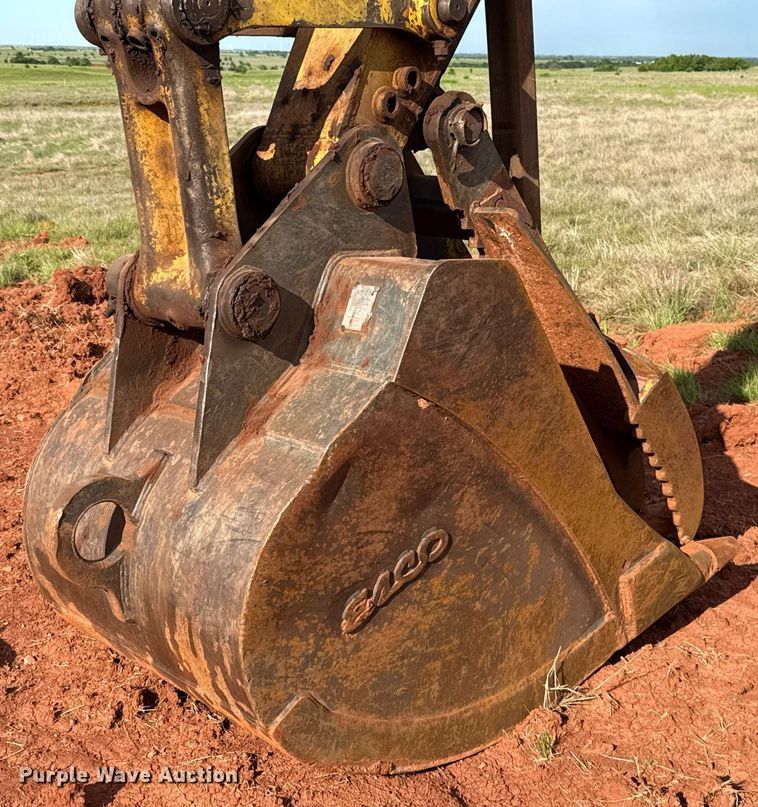 image for item EJ4501 2013 Komatsu PC210LC-10 excavator