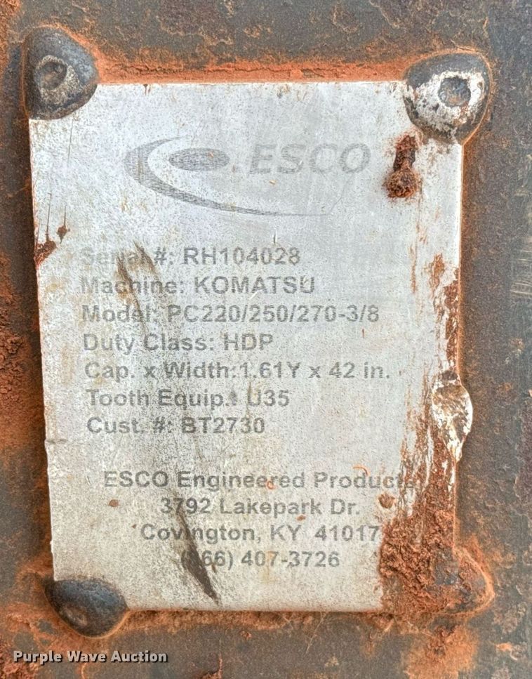 image for item EJ4501 2013 Komatsu PC210LC-10 excavator