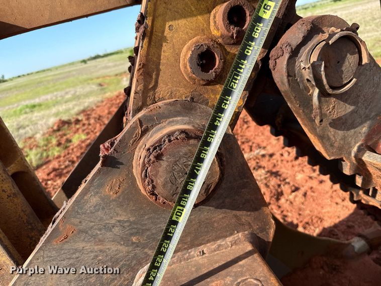 image for item EJ4501 2013 Komatsu PC210LC-10 excavator