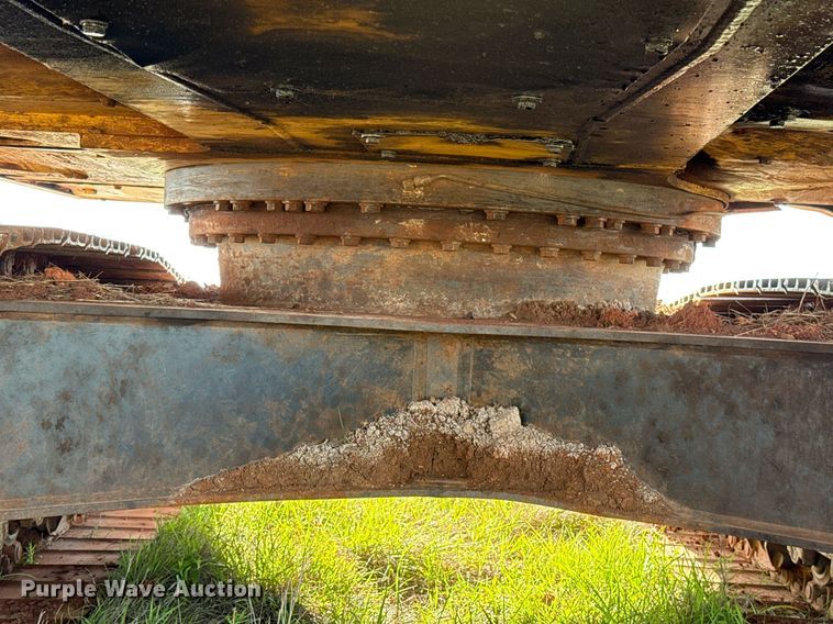 image for item EJ4501 2013 Komatsu PC210LC-10 excavator