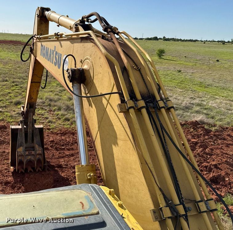 image for item EJ4501 2013 Komatsu PC210LC-10 excavator