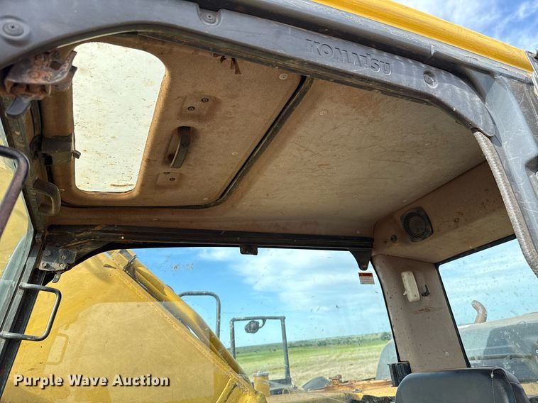 image for item EJ4501 2013 Komatsu PC210LC-10 excavator