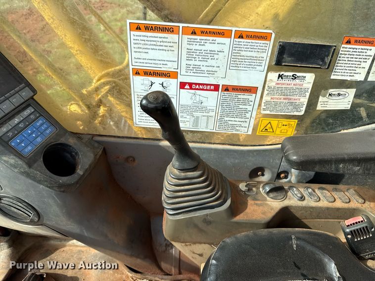 image for item EJ4501 2013 Komatsu PC210LC-10 excavator