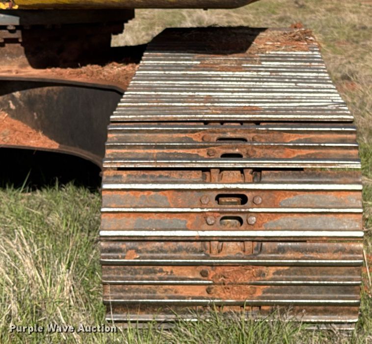 image for item EJ4501 2013 Komatsu PC210LC-10 excavator