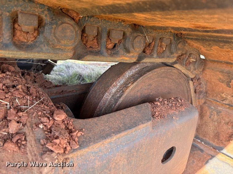 image for item EJ4501 2013 Komatsu PC210LC-10 excavator