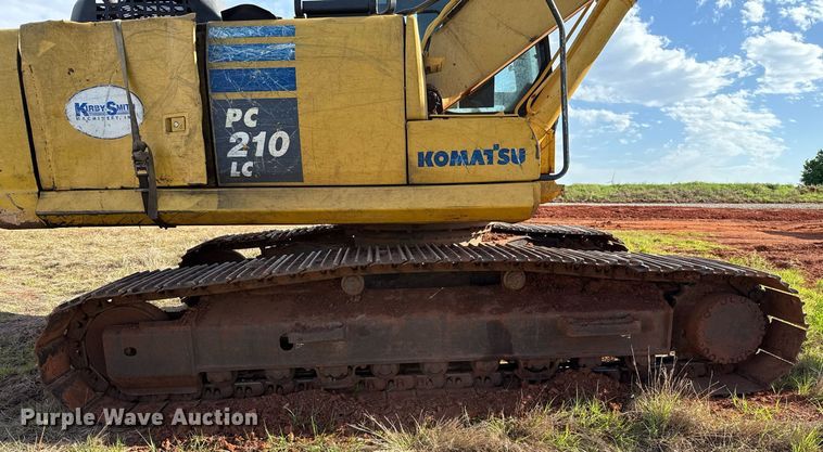 image for item EJ4501 2013 Komatsu PC210LC-10 excavator