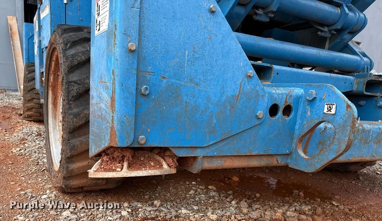 image for item EJ4626 2006 Genie GS-4390 scissor lift