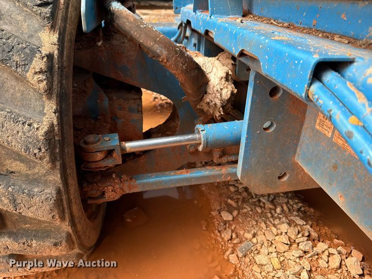 image for item EJ4626 2006 Genie GS-4390 scissor lift