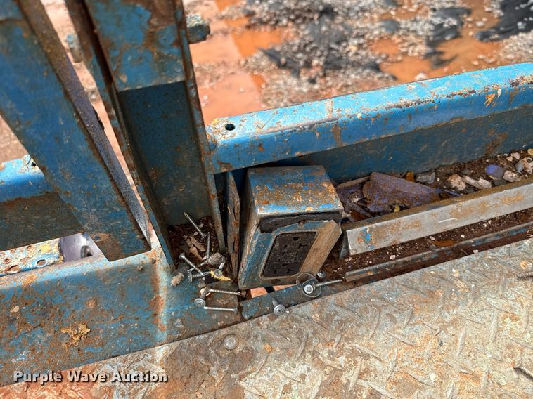 image for item EJ4626 2006 Genie GS-4390 scissor lift