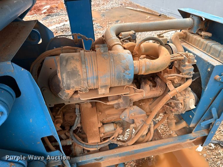 image for item EJ4626 2006 Genie GS-4390 scissor lift