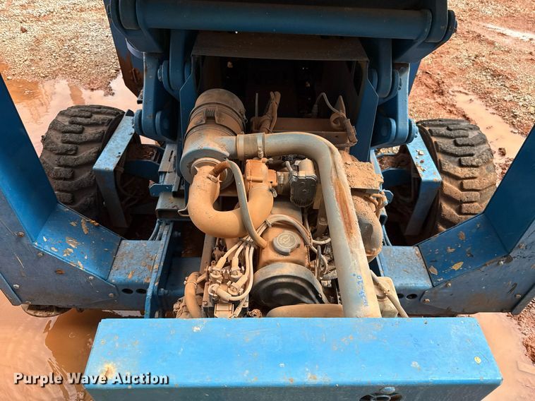 image for item EJ4626 2006 Genie GS-4390 scissor lift