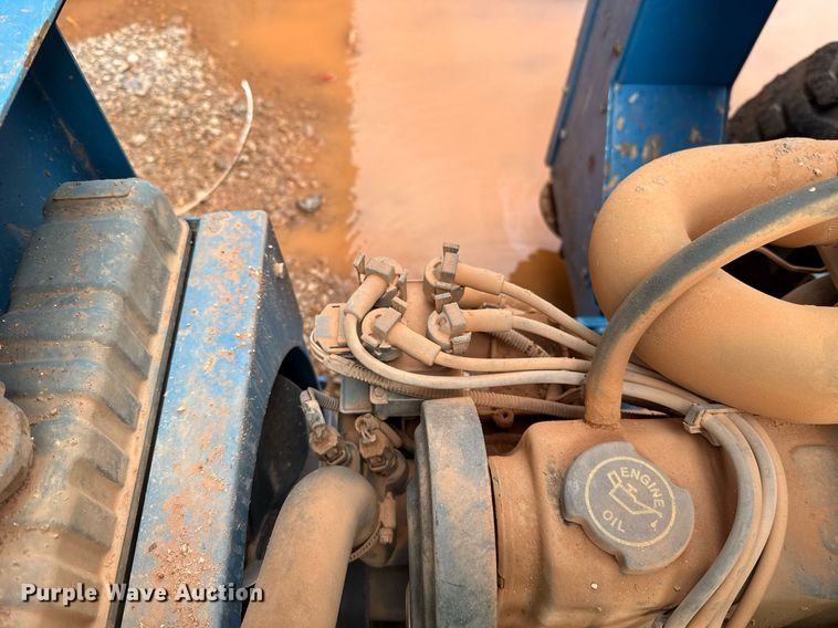 image for item EJ4626 2006 Genie GS-4390 scissor lift