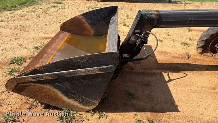 image for item EJ4647 2019 Manitou MLT625-75H telehandler