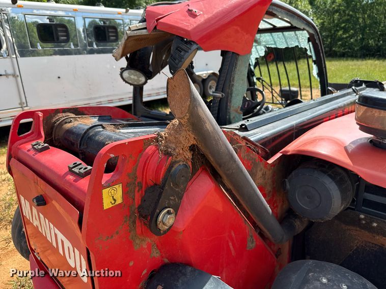 image for item EJ4647 2019 Manitou MLT625-75H telehandler