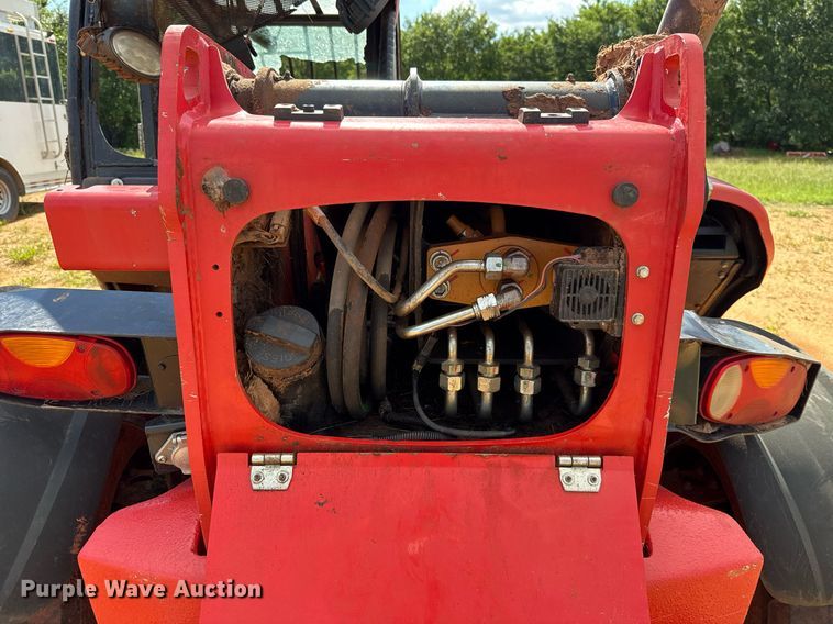 image for item EJ4647 2019 Manitou MLT625-75H telehandler