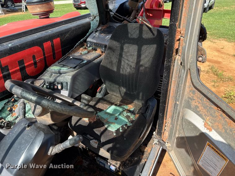 image for item EJ4647 2019 Manitou MLT625-75H telehandler