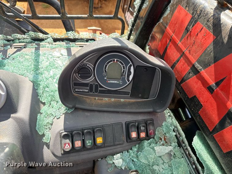 image for item EJ4647 2019 Manitou MLT625-75H telehandler