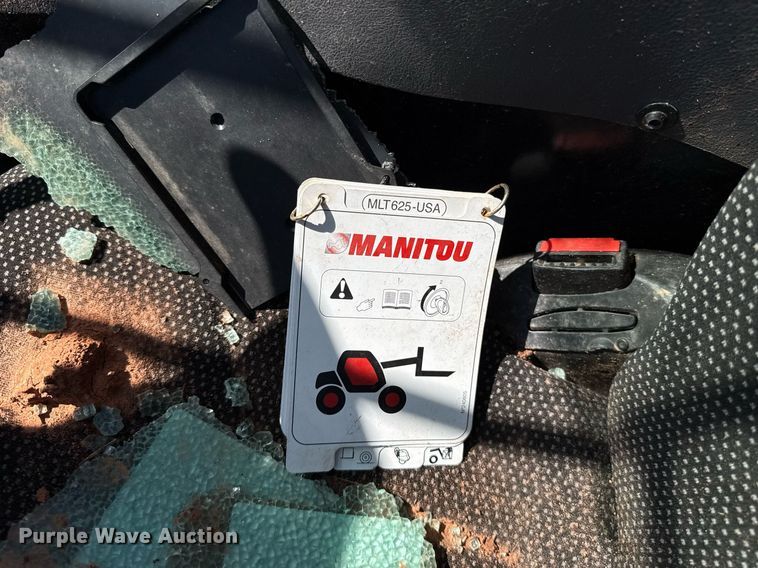 image for item EJ4647 2019 Manitou MLT625-75H telehandler