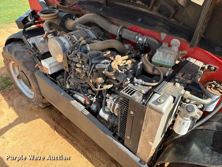 image for item EJ4647 2019 Manitou MLT625-75H telehandler