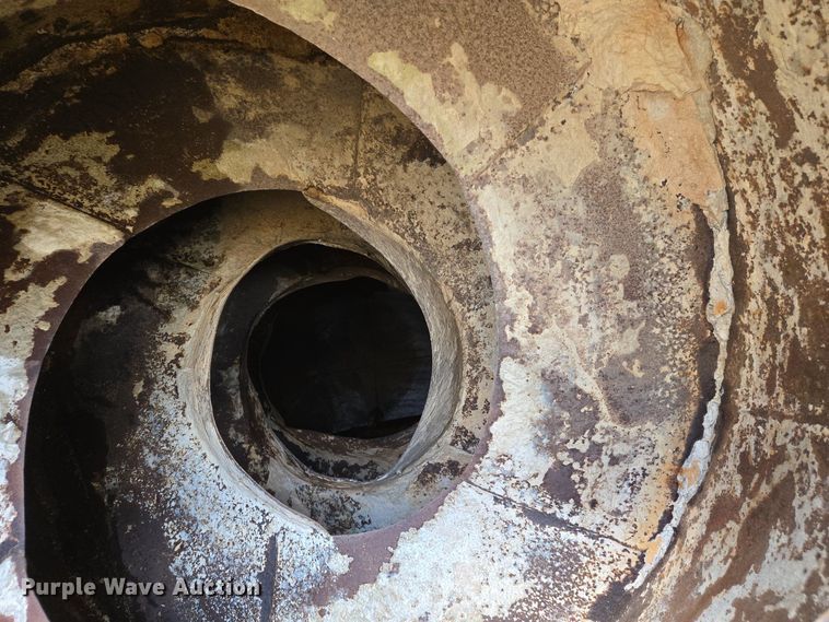 image for item EJ7492 1992 Advance CL9FAP6811 ready mix truck