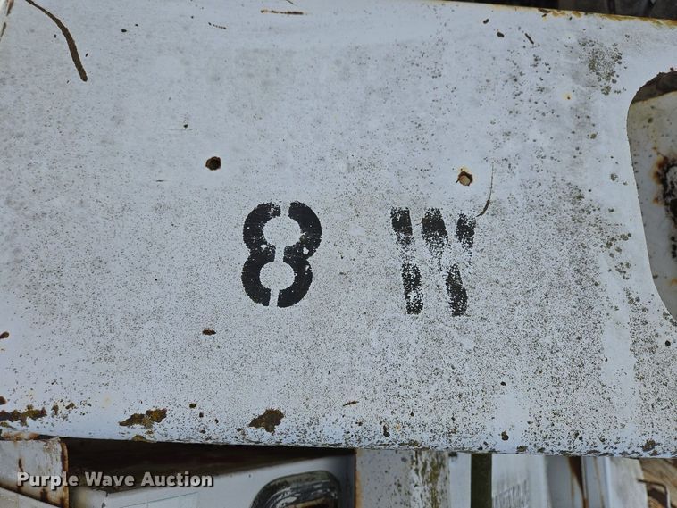 image for item EJ7492 1992 Advance CL9FAP6811 ready mix truck