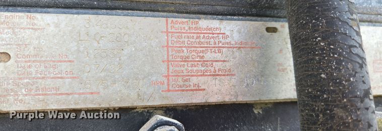 image for item EJ7492 1992 Advance CL9FAP6811 ready mix truck