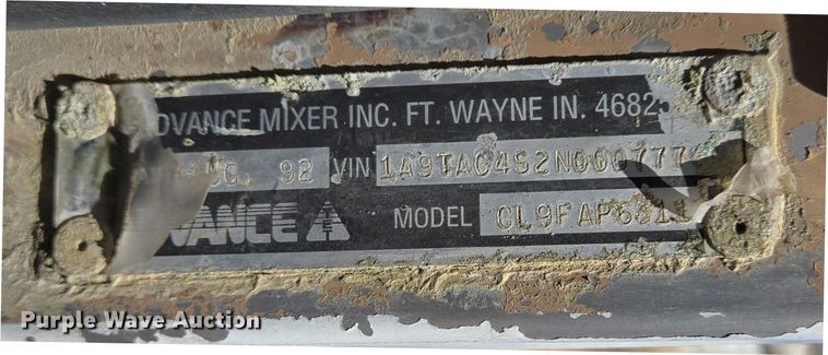 image for item EJ7492 1992 Advance CL9FAP6811 ready mix truck