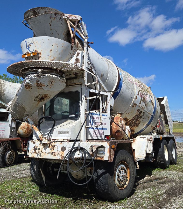 image for item EJ7493 1992 Advance ready mix truck