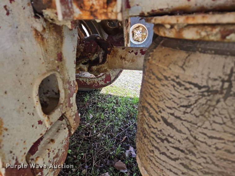 image for item EJ7493 1992 Advance ready mix truck