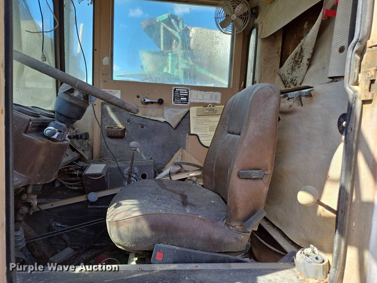 image for item EJ7493 1992 Advance ready mix truck