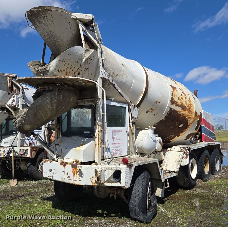 image for item EJ7494 1988 Advance ready mix truck