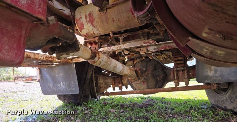 image for item EJ7494 1988 Advance ready mix truck