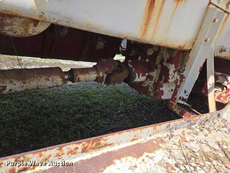 image for item EJ7494 1988 Advance ready mix truck