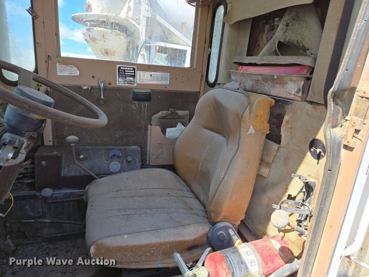 image for item EJ7494 1988 Advance ready mix truck