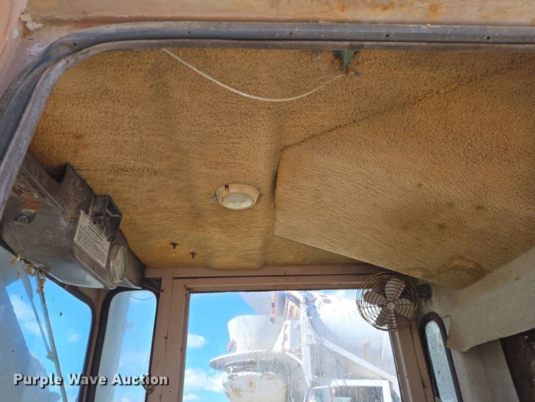 image for item EJ7494 1988 Advance ready mix truck