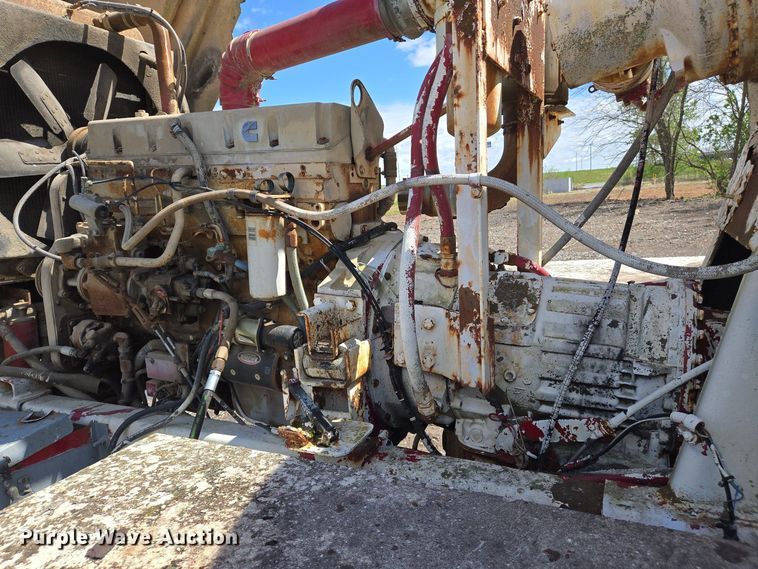 image for item EJ7494 1988 Advance ready mix truck