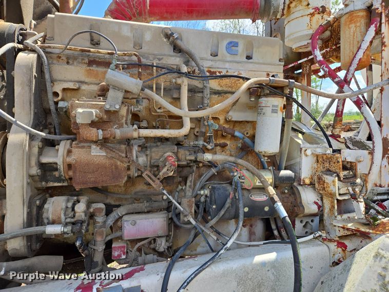 image for item EJ7494 1988 Advance ready mix truck