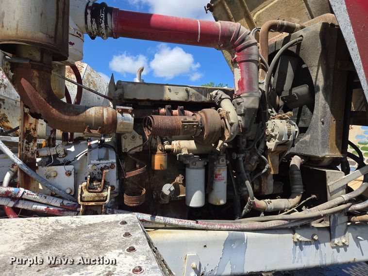 image for item EJ7494 1988 Advance ready mix truck