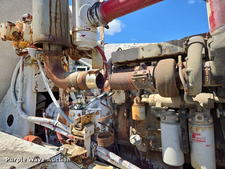 image for item EJ7494 1988 Advance ready mix truck