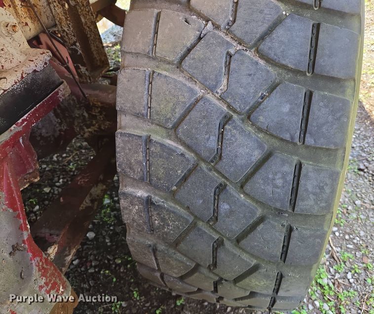 image for item EJ7494 1988 Advance ready mix truck