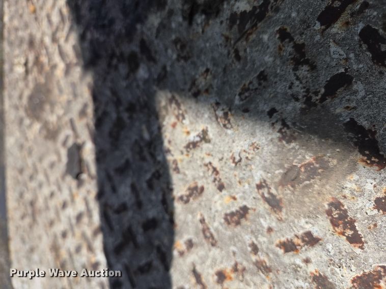 image for item EJ7494 1988 Advance ready mix truck