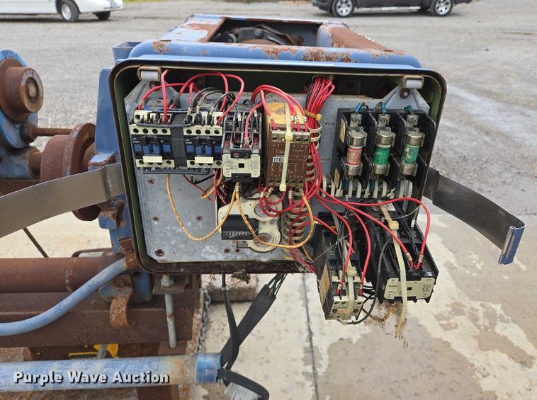 image for item EJ7566 (3) Mannesmann-Demag overhead cranes