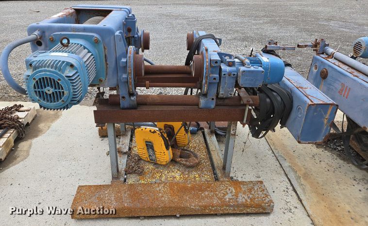 image for item EJ7566 (3) Mannesmann-Demag overhead cranes