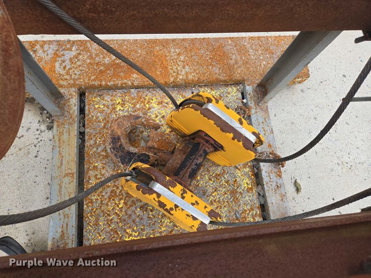 image for item EJ7566 (3) Mannesmann-Demag overhead cranes