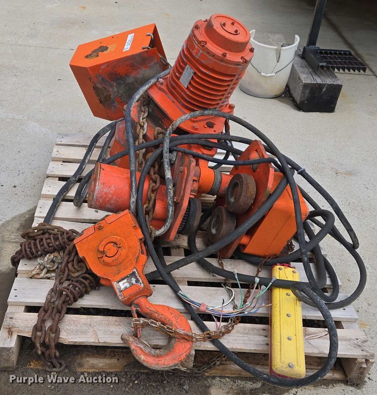 image for item EJ7566 (3) Mannesmann-Demag overhead cranes