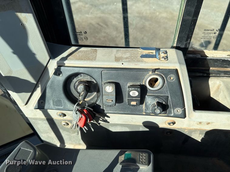 image for item EJ8801 2012 Caterpillar 980K wheel loader